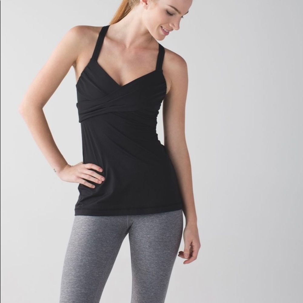 Lululemon Wrap It Up Tank Black Size 6